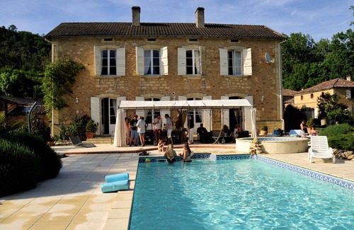 Saint-Front-sur-Lemance House | Fabulous Manoir in country location, sleeps 12, heated private pool, free WiFi
