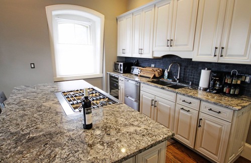 Wayland Apartment | Fabulous Penthouse apartment, steps to Brown