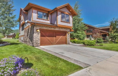 Park City House | Fabulous Pet-Friendly Home near Deer Valley East Gondola