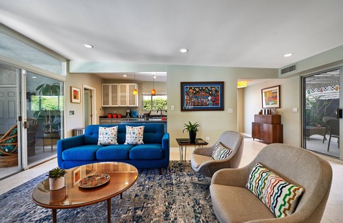 Palm Springs House | FABULOUS PRIVATE MID-CENTURY FOUR BEDROOM RESORT STYLE POOL HOME IN CENTRAL PS