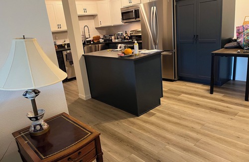 Gunbarrel Condo | Fabulous Treehouse Retreat 2bed2bath: Your shortterm housing solution!