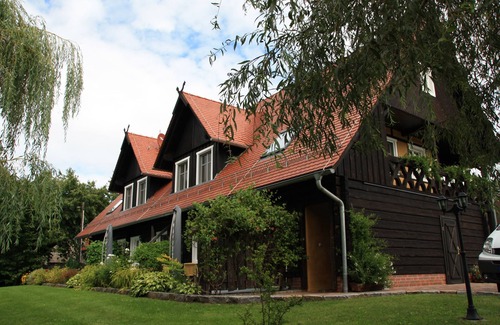 Burg Apartment | Fabulous vacation apartment "Teufelchen" - FeWo am Schiemenzfliess