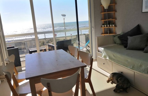 Hardelot-Plage Apartment | Facing the sea - 5-bed apartment. Pets welcome!