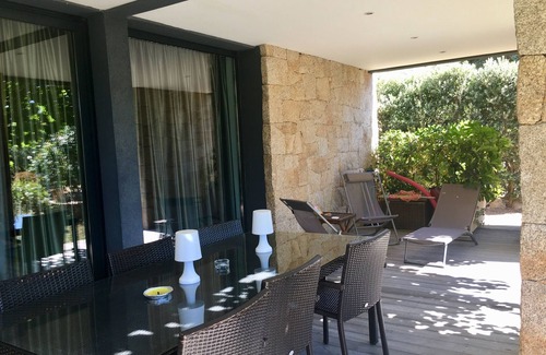 Porto Pollo House | Facing the sea, 30 m from the beach, luxury villa, air-conditioned