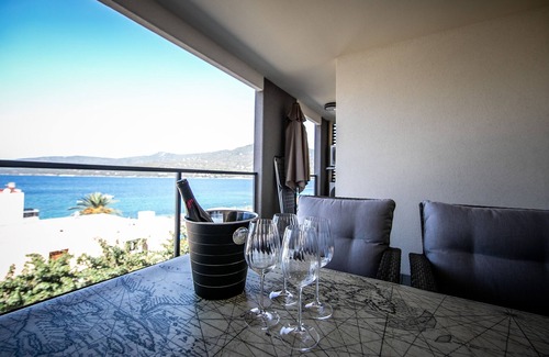 Propriano Apartment | FACING THE SEA LUXURY APARTMENT, FREE WIFI, PRIVATE PARKING