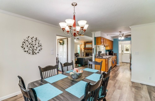 Fairfield Bay House | Fairfield Bay Home On Golf Course w/Fenced Yard!