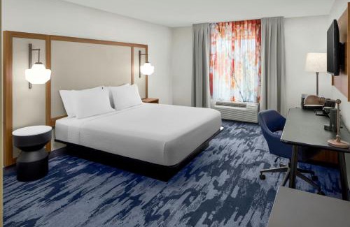 South Boston Hotel | Fairfield Inn and Suites by Marriott South Boston