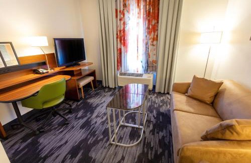 Athens Hotel | Fairfield Inn & Suites by Marriott Athens I-65