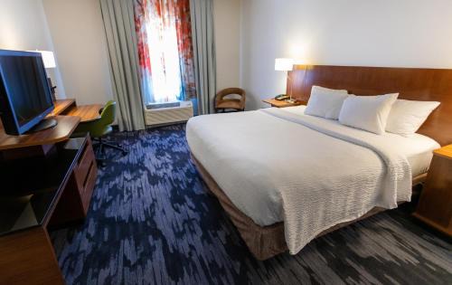 Athens Hotel | Fairfield Inn & Suites by Marriott Athens I-65