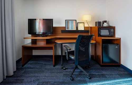Smithfield Hotel | Fairfield Inn & Suites by Marriott Smithfield Selma/I-95
