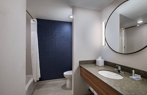 Downtown St. Louis Hotel | Fairfield Inn & Suites by Marriott St. Louis Downtown