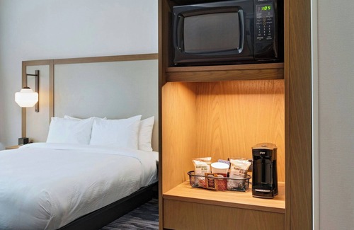 Downtown St. Louis Hotel | Fairfield Inn & Suites by Marriott St. Louis Downtown