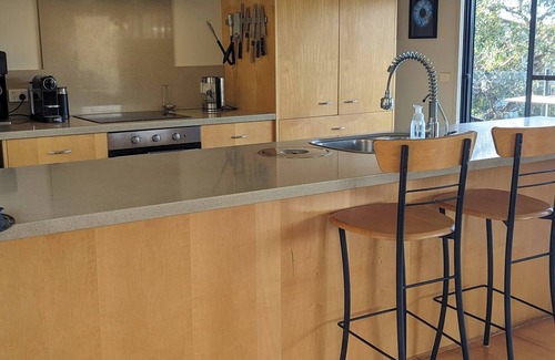 Fairhaven House | Fairhaven Beach House with Ocean Views and Tranquil Setting