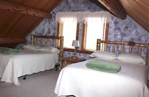 Fairmont Cabin | Fairmont Chalets Montana 1
