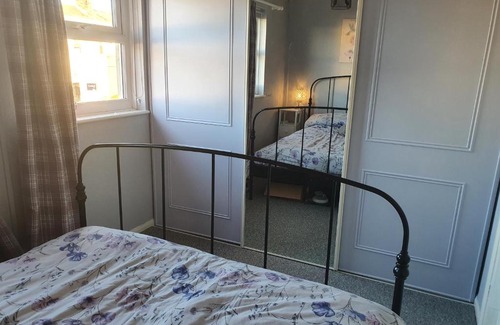 Cheltenham Apartment | Fairview family home