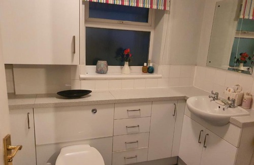 Cheltenham Apartment | Fairview family home