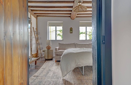 Barnt Green Other | Fairview Cottage - Luxury English Country Cottage with Hot Tub & Pizza Oven