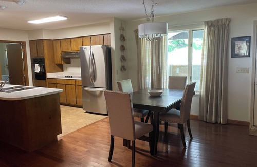 Sky Valley Cottage | "Fairway Cottage" Golf, Hike, Explore, Relax. EV Charger.nOpen All Seasons!