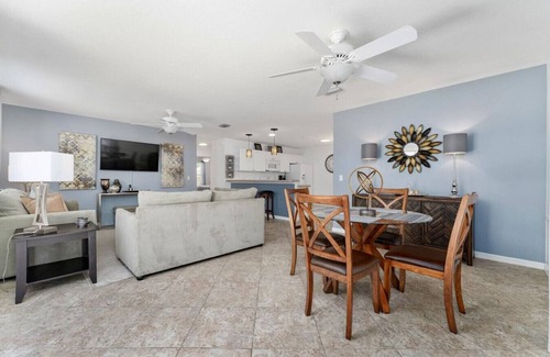 Duval Villa | Fairway Cozy Villa (Duval)