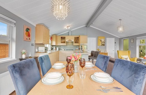 Swarland Cabin | Fairway View - North East Escapes