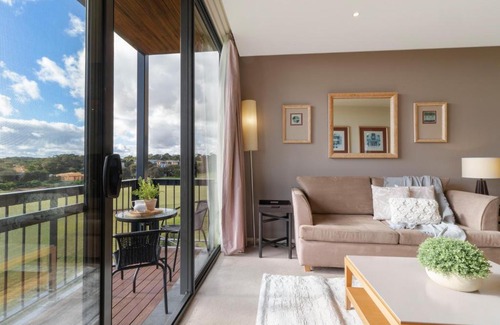 Fingal Apartment | Fairway Views – Moonah Apartment 23 & 24