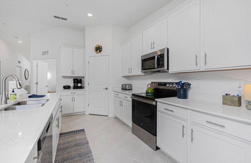 Venice Condo | Fairway Villa 204 Wellen Park