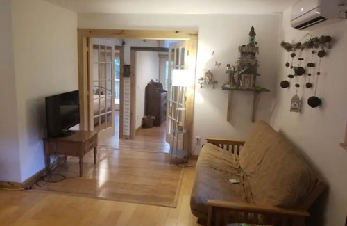 Carpenter Cabin | Fairy House - two bedroom cabin on a peaceful farm