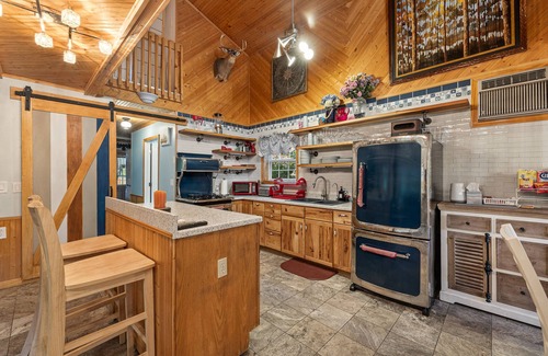 Rapid City House | FairyTale BEACH HOUSE in Rapid City