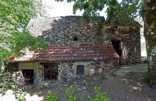Urval Cottage | Fairytale Renovated Cottage On Beautiful & Idyllic 60 Acre Perigord Noir Estate