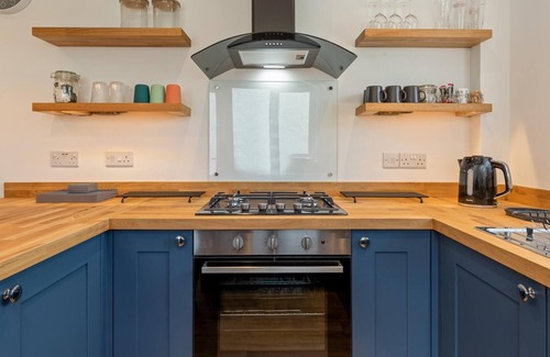 Pembroke Dock House | Falcon House in Pembroke Dock
