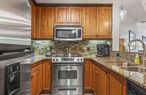 Canmore Condo | Falcon's Nest, Nest in the Rockies