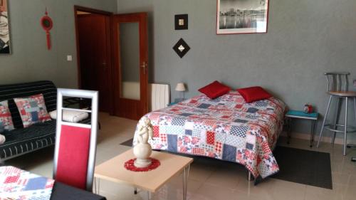 Niederbronn-les-Bains Apartment | Falkenstein