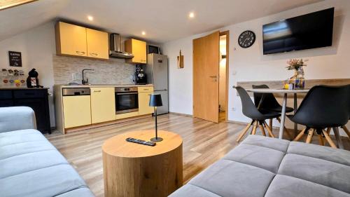 Ried Apartment | Falkenstein - Ruhige familienfreundliche 3-Zimmer-Ferienwohnung mit Alpenpanorama in Pfronten Mitte