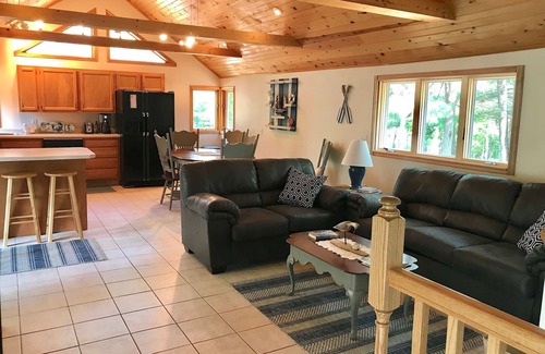 Crivitz Cottage | Fall and Winter dates still available. Lake Access, Boat Dock - 3 Bdrm, 2 Bath