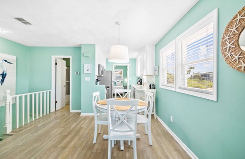 Cape San Blas Condo | Fall Availability! Relax in this Dog-Friendly Duplex! Gulf Views! Short Walk to Beach!