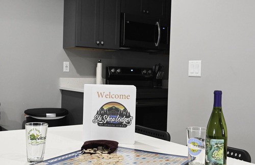 Bellaire Condo | Fall Colors. Chair lift rides. 2 bedrooms sleeps 6