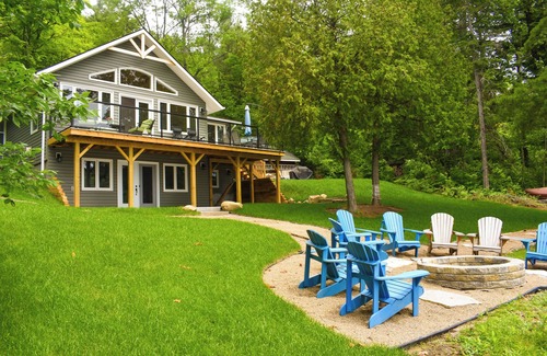Dorset Cottage | Fall Colours, Pet Friendly, Sunsets, Fireplace Firepit WiFi