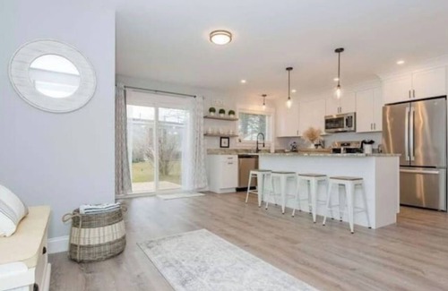 Ogunquit - Wells House | Fall Dates Kid & Dog Friendly Gas Firepit Beach Close Coffee Bar