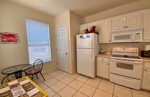 Morgantown House | Fall Discounted! Beach/Pools/Tennis & Pickleball