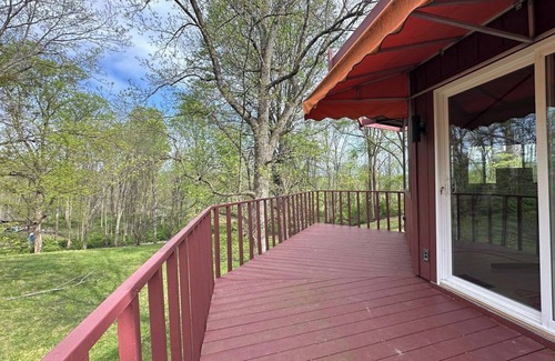 Bristol House | Fall Escape Dome Home by Hard Rock Casino & Downtown