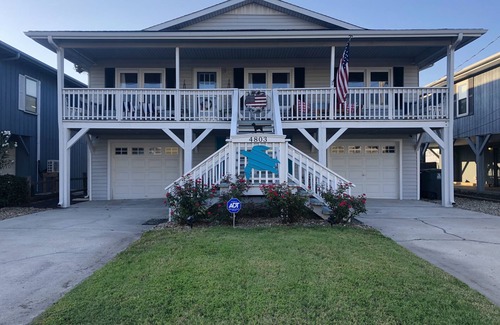 North Myrtle Beach House | Fall Escape Awaits-CherryGrove Waterfront Guesthouse-Pet Friendly, Walk To Beach