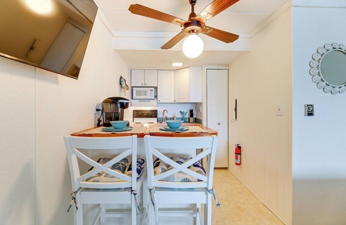 Midtown Ocean City Apartment | Fall Escape: Walk to Beach & Ocean City Hot Spots