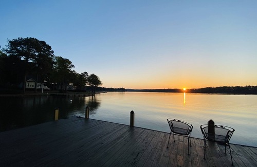 Lake Oconee House | Fall fun at the Lake! Heaven on Earth! Boating, Fishing, Memory Making 🍁🛶🍂💚🏌🏿‍♂️