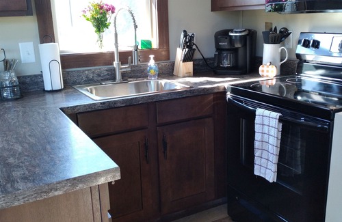 Morganton Cabin | Fall Fun in Blue RidgešMins from Downtown Activities