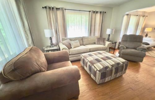 Saint Joseph House | Fall Getaway with Private Wooded space on Ravine Lot