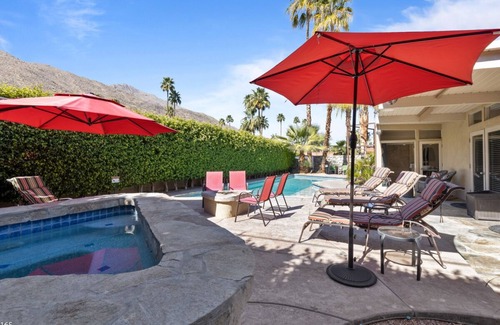 The Mesa House | Fall Getaways Available! Donald Wexler-Designed Home with Pool in Historic Mesa Neighborhood