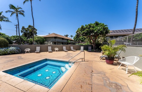 Kihei Apartment | 🏝️😎🏄🏻‍♀️Fall in Maui-Cute Studio across the Beach, pool, hot tub, wifi