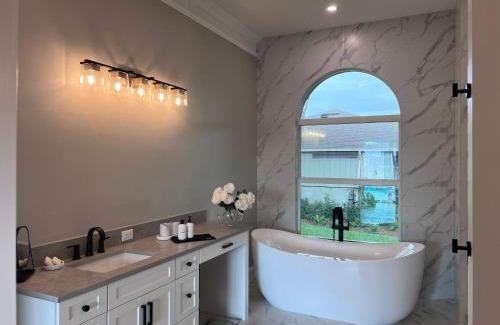 Palm River Estates House | Fall in Naples - Game Room pvt pool hot tub impeccable decor