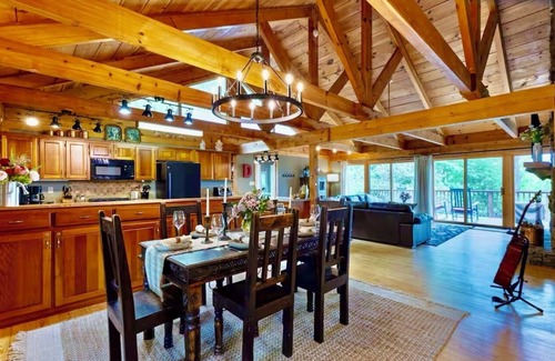 Lake Toxaway Cabin | Fall is Coming. It's Hot Tub Season! InTOXication is Waiting for You!