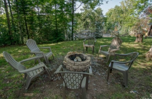 Iron River House | Fall is just around the corner,Hiking and waterfalls.Hunting season soon.